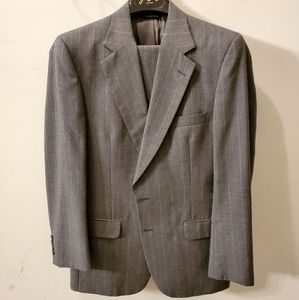 Men's suit